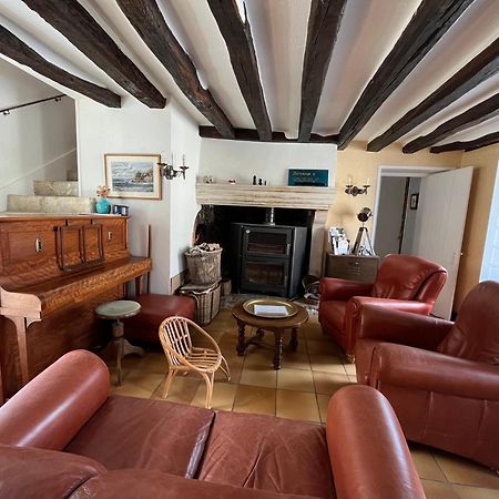 2 chambres dans maison de campagne avec piscine intérieure Lagery Extérieur photo